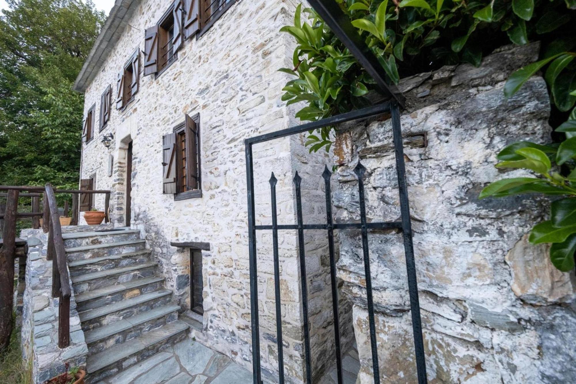 Aparthotel Archontiko Michael Vyzítsa Exterior foto